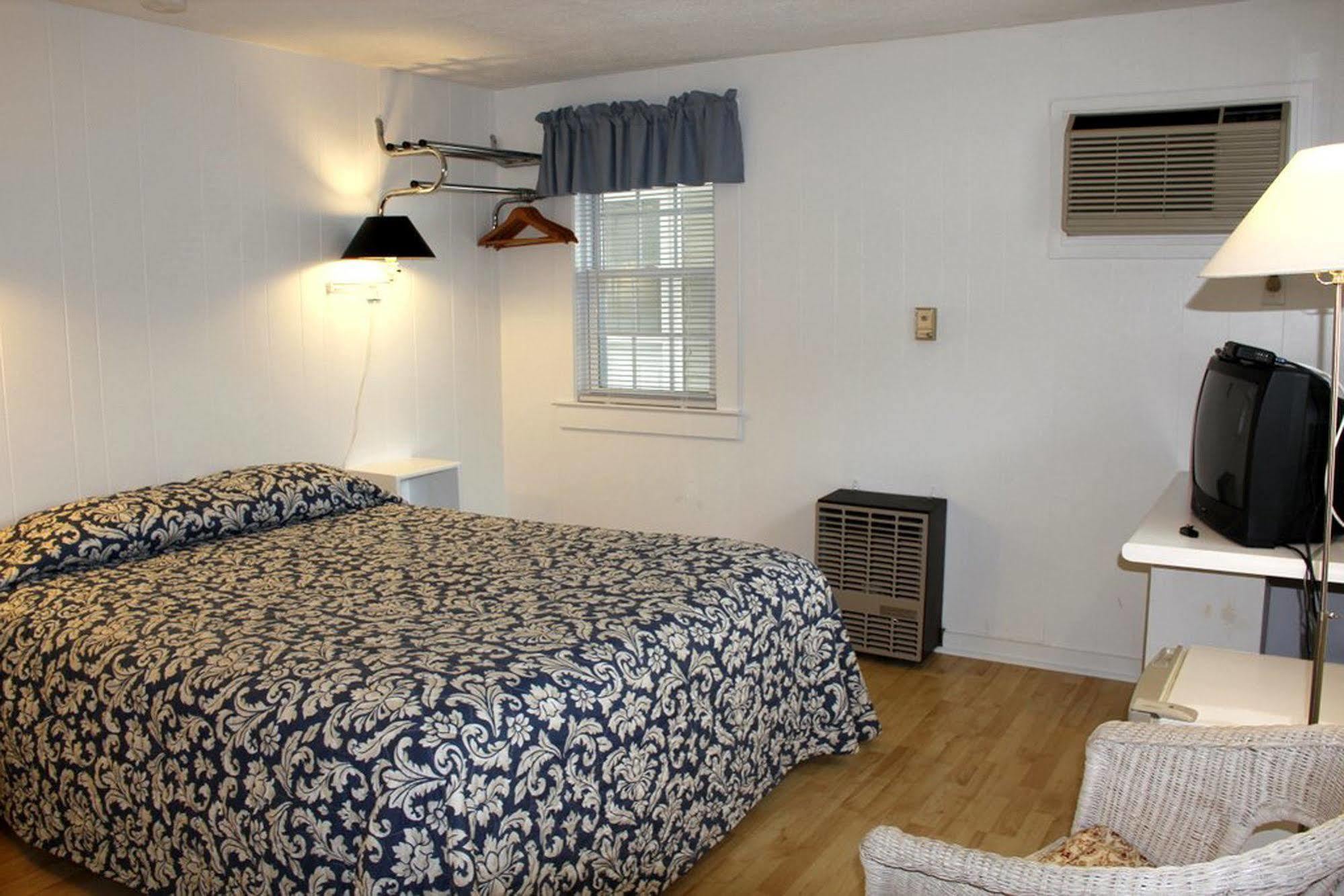 Cape Cod Wishing Well Motel Harwich Port Esterno foto